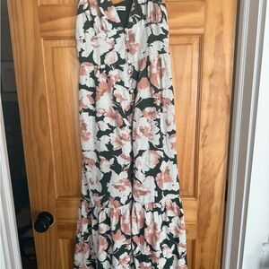 Abercrombie & Fitch Black and White Ruffled Trumpet Maxi Skirt